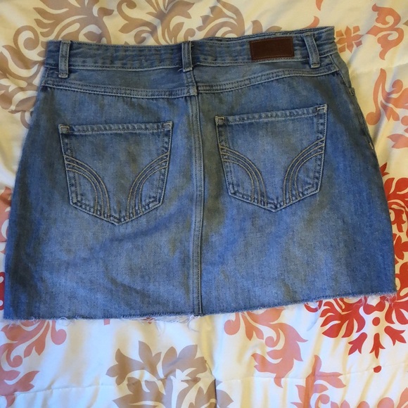 Hollister Denim Skirt - Picture 2 of 6